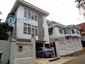 A brand new house for rent at  Shwe Taung Kyar in Bahan, Yangon